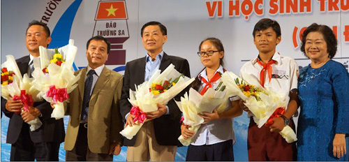 Johnathan Hạnh Nguyễn và hành trình 30 năm trở về quê hương